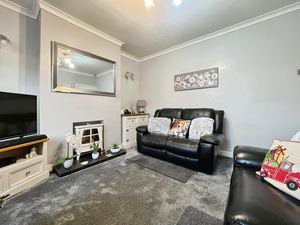 Lounge- click for photo gallery